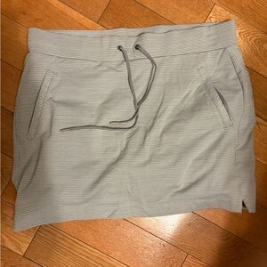 Athleta skort medium